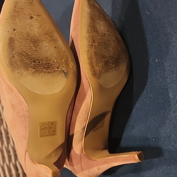 Chic Suede Slouch Boots in Pink - Picture 4 of 7